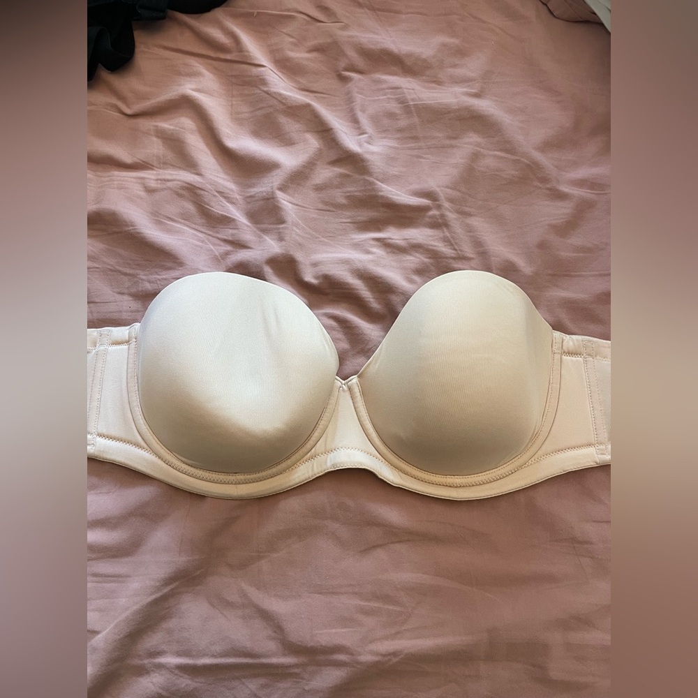 Wacoal Strapless Bra in Cream
